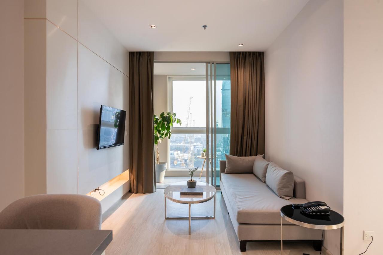 Jasmine 59 Hotel - SHA Extra Plus Bangkok Exterior foto A living room in a micro apartment