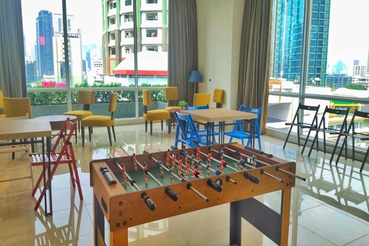 Jasmine 59 Hotel - SHA Extra Plus Bangkok Exterior foto The common area at the 10th floor