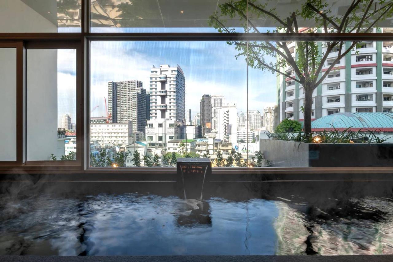 Jasmine 59 Hotel - SHA Extra Plus Bangkok Exterior foto A rendering of the rooftop pool at the hotel
